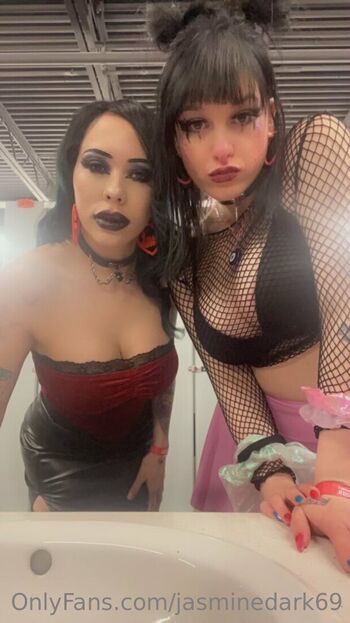 Full leaked Jasminedark private onlyfans photo