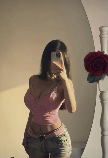 Full leaked Jasminxle private onlyfans photo
