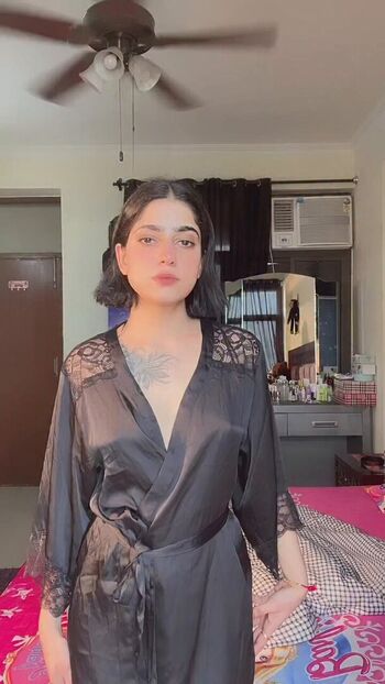 Full leaked Jasneetkaur private onlyfans photo