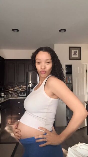 Full leaked Jazzylique private onlyfans photo
