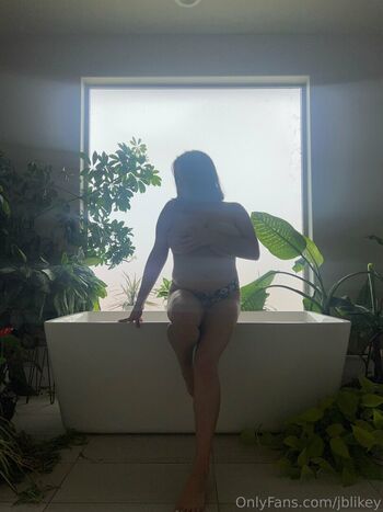 Full leaked Jblikey private onlyfans photo