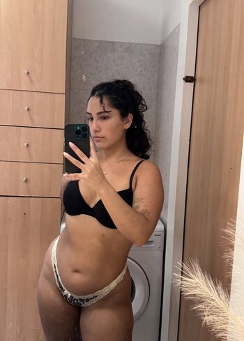 Full leaked Jeanett private onlyfans photo