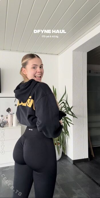 Full leaked Jellefeline page private onlyfans photo