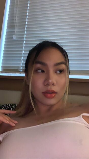 Full leaked Jellycaaakes private onlyfans photo
