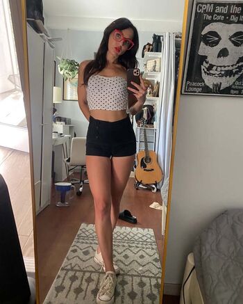 Full leaked Jen razavi private onlyfans photo