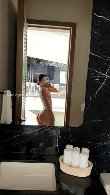 Full leaked Jen selter page private onlyfans photo