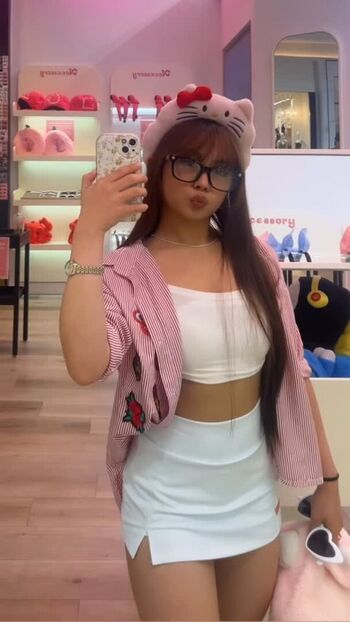 Full leaked Jenevie delloson private onlyfans photo