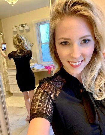 Full leaked Jenna jay page private onlyfans photo