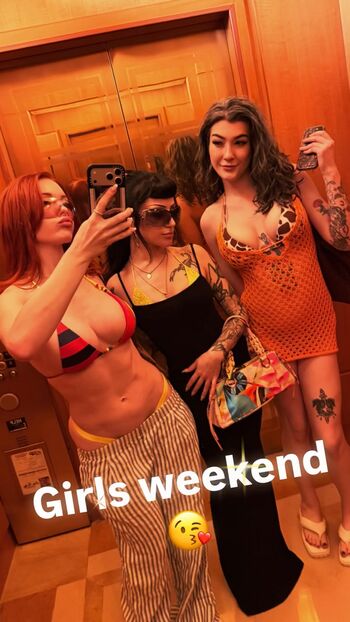Full leaked Jennalynnmeowri  page private onlyfans photo