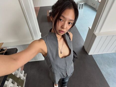 Full leaked Jennie blkpik page private onlyfans photo