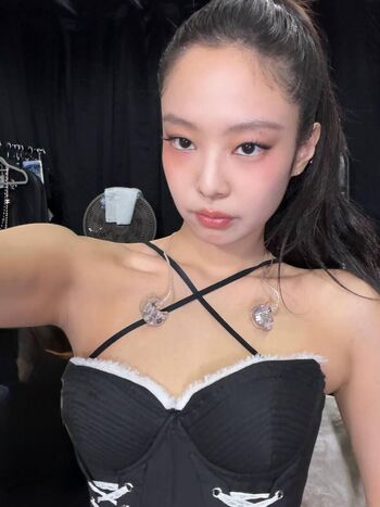 Jennie | BLΛƆKPIИK
