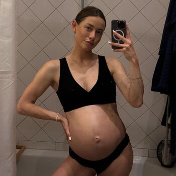 Full leaked Jennifer lange private onlyfans photo