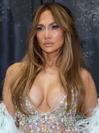 Full leaked Jennifer lopez page private onlyfans photo