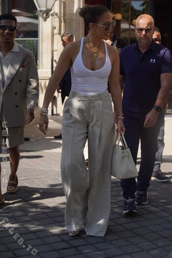 Full leaked Jennifer lopez private onlyfans photo