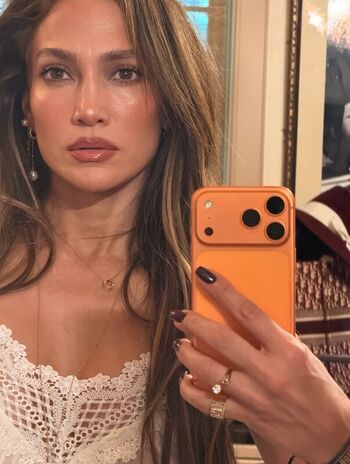 Full leaked Jennifer lopez  page private onlyfans photo