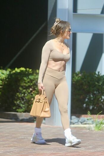 Full leaked Jennifer lopez  page private onlyfans photo