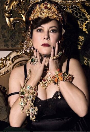 Jennifer Tilly