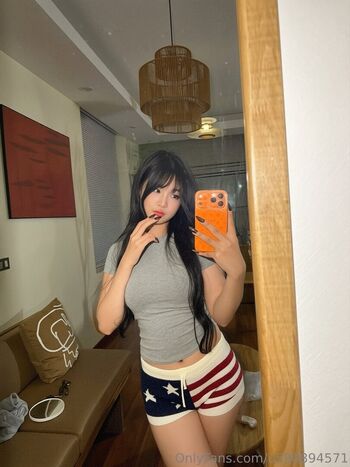 Jenny Hwang