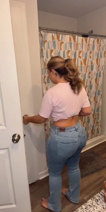 Full leaked Jennymml private onlyfans photo