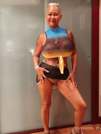 Full leaked Jennyphoenixx private onlyfans photo
