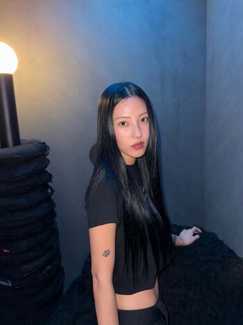 Full leaked Jeon jisu page private onlyfans photo