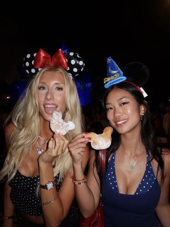 Full leaked Jessicaoskam private onlyfans photo