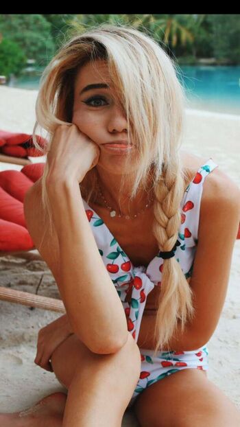 Full leaked Jessie paege page private onlyfans photo