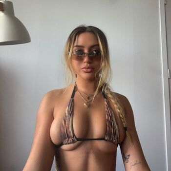 Full leaked Jessienicolexxx private onlyfans photo
