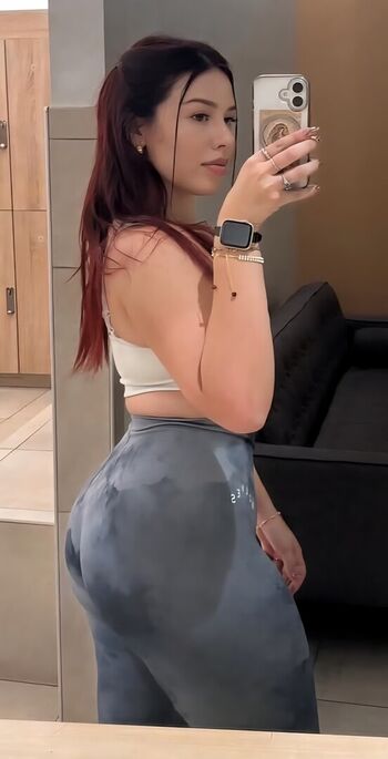 Full leaked Jesssyreyes private onlyfans photo