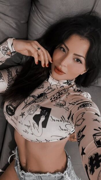 Full leaked Jhulysex private onlyfans photo