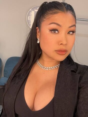 Full leaked Jiaoying summers private onlyfans photo