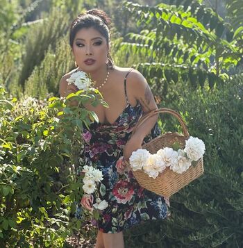 Full leaked Jiaoying summers private onlyfans photo