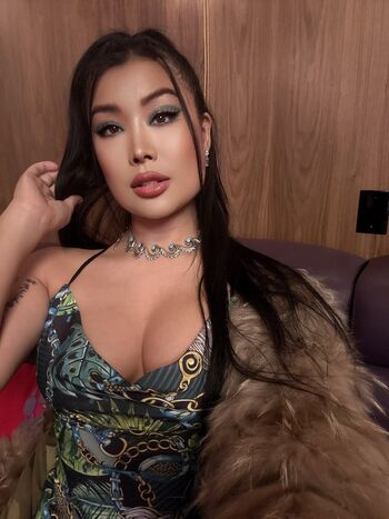 Full leaked Jiaoying summers private onlyfans photo