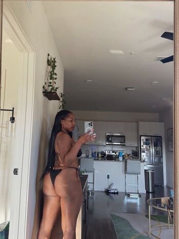 Full leaked Jiggyjayy private onlyfans photo