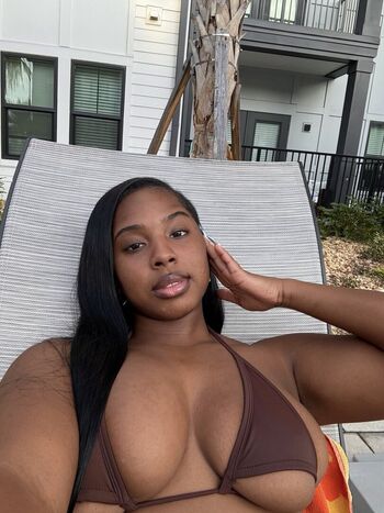 Full leaked Jiggyjayy private onlyfans photo