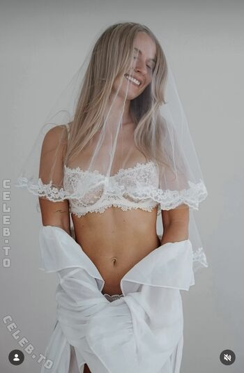 Full leaked Jil eileen fngeling page private onlyfans photo