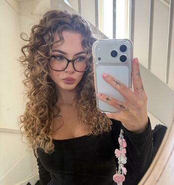 Full leaked Jillvanhoofx private onlyfans photo