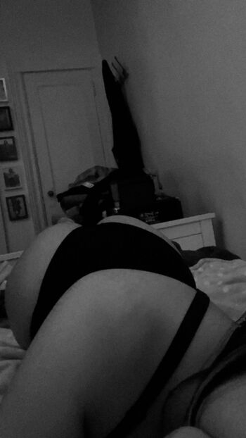 Full leaked Jinnieval private onlyfans photo