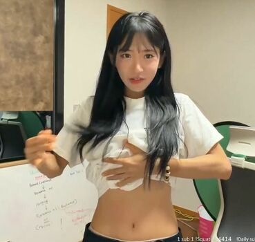 Full leaked Jinnytty page private onlyfans photo