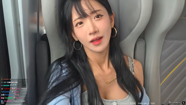 Full leaked Jinnytty private onlyfans photo