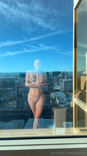Full leaked Jiwonu private onlyfans photo