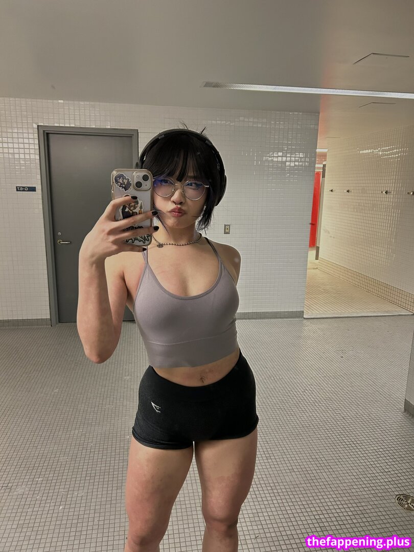 Janet He / https: / jjanethe / jjanethee / jjanether6 Nude OnlyFans Photo #11