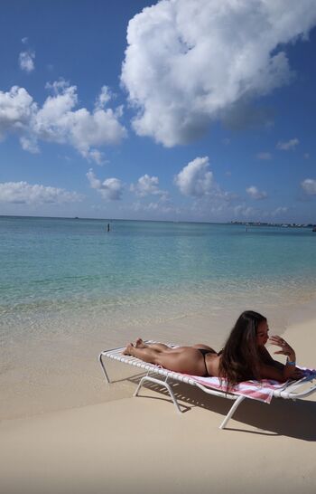 Full leaked Jjjjennaa private onlyfans photo