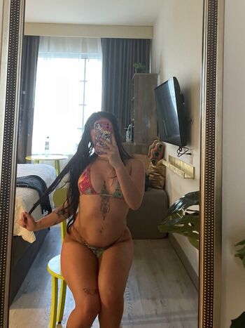 Full leaked Jjuicybrat private onlyfans photo