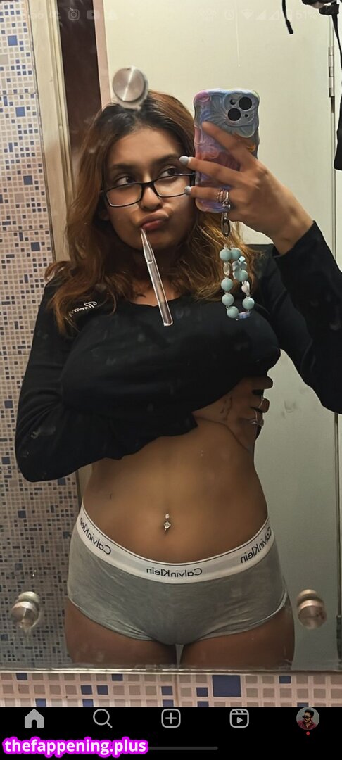 Jjuvzzz / Juveeriaa / Juveria Фото оголеного OnlyFans #8