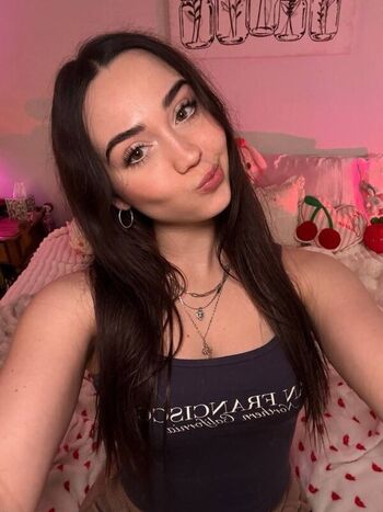 Full leaked Jocelyynn page private onlyfans photo