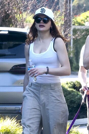 Full leaked Joey king page private onlyfans photo