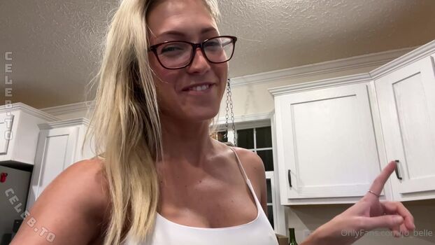 Jolene Belle