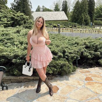 Full leaked Jolieboero private onlyfans photo