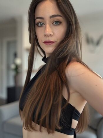 Full leaked Joplaysviolin private onlyfans photo